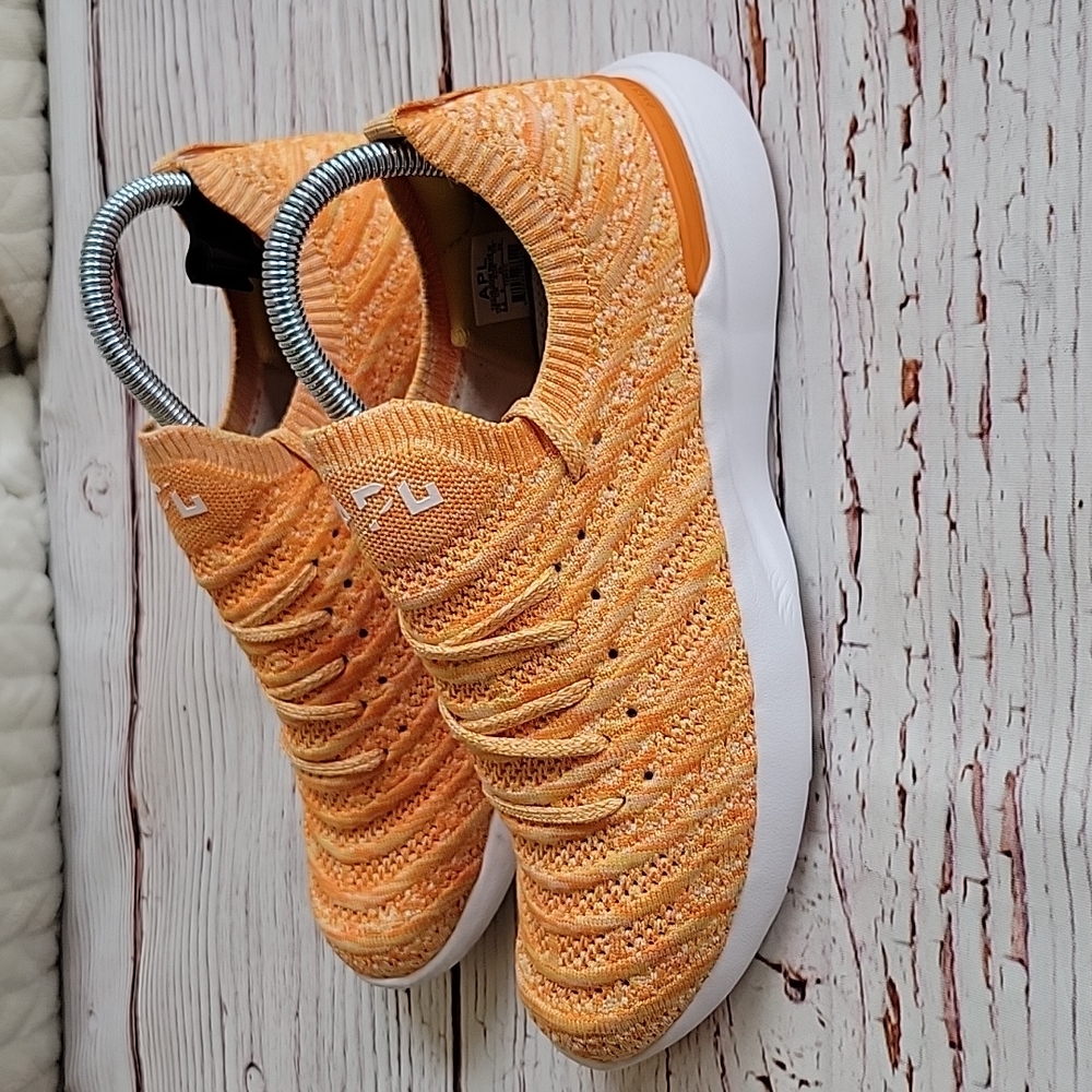 APL Athletic Propulsion Labs Orange Techloom Wave Size 8.5